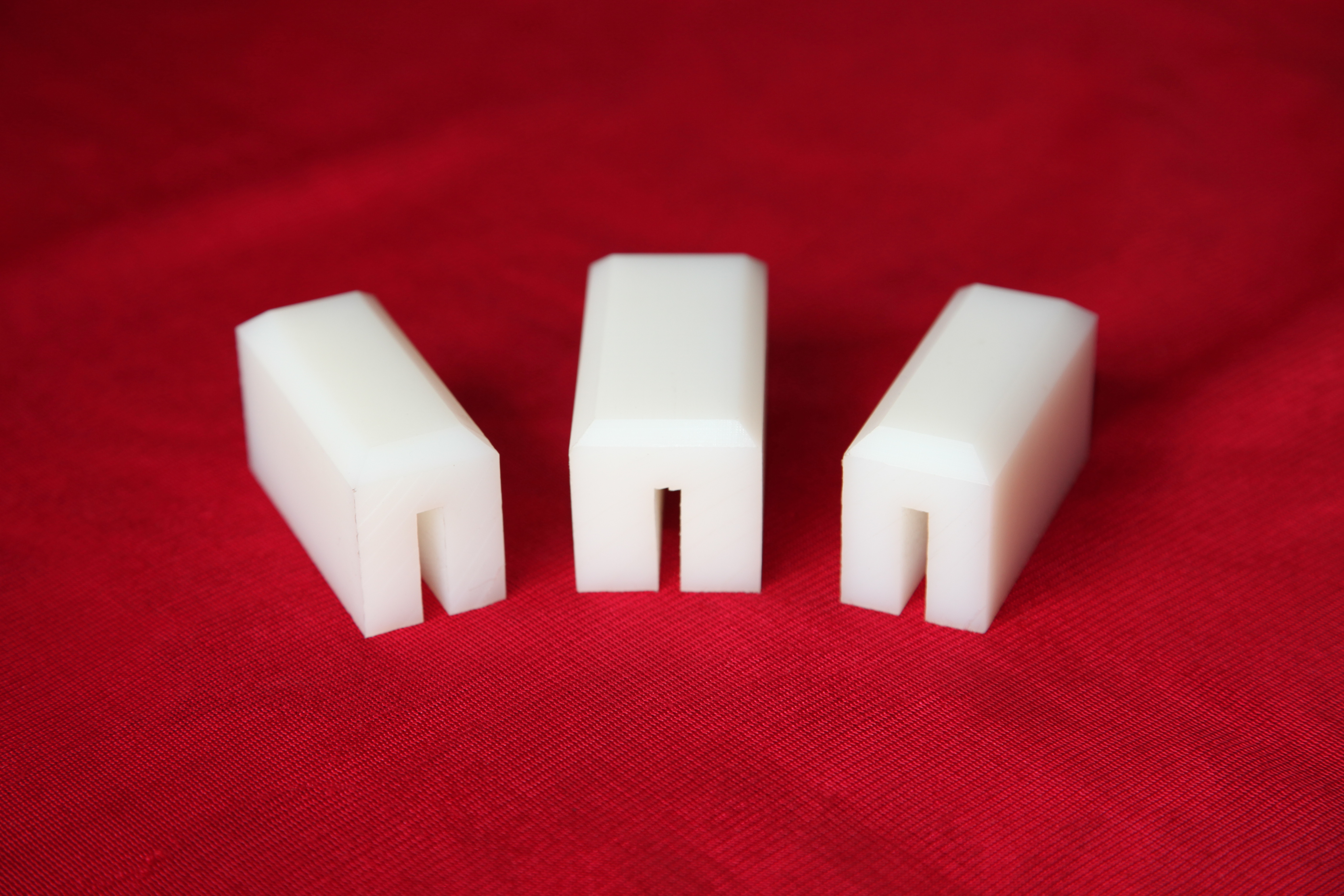 對(duì)好質(zhì)量的聚乙烯墊塊的要求有哪些？