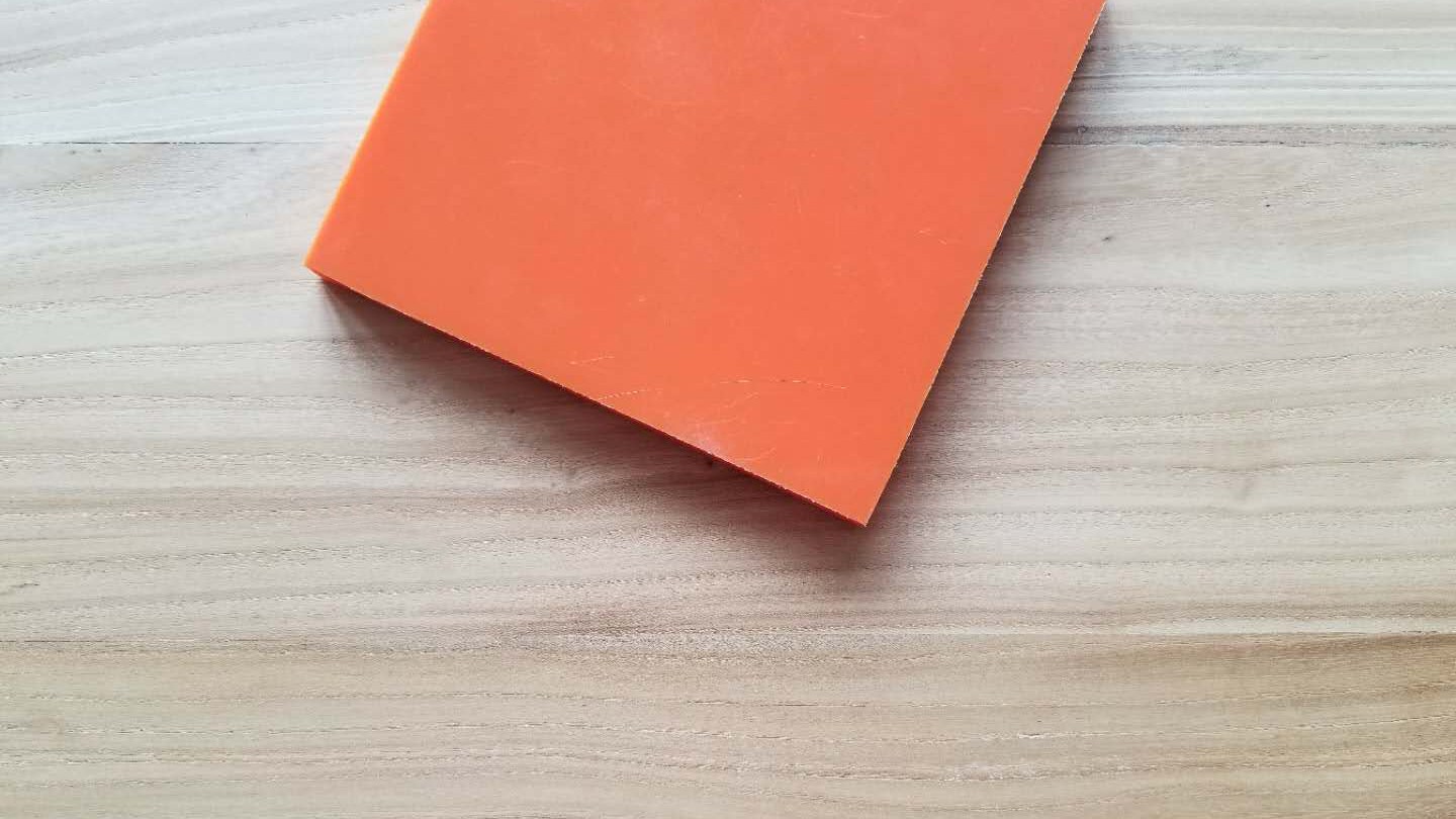 <a href=http://www.usajumping.com/product/2/1/35.html target=_blank class=infotextkey>超高分子量聚乙烯板</a>